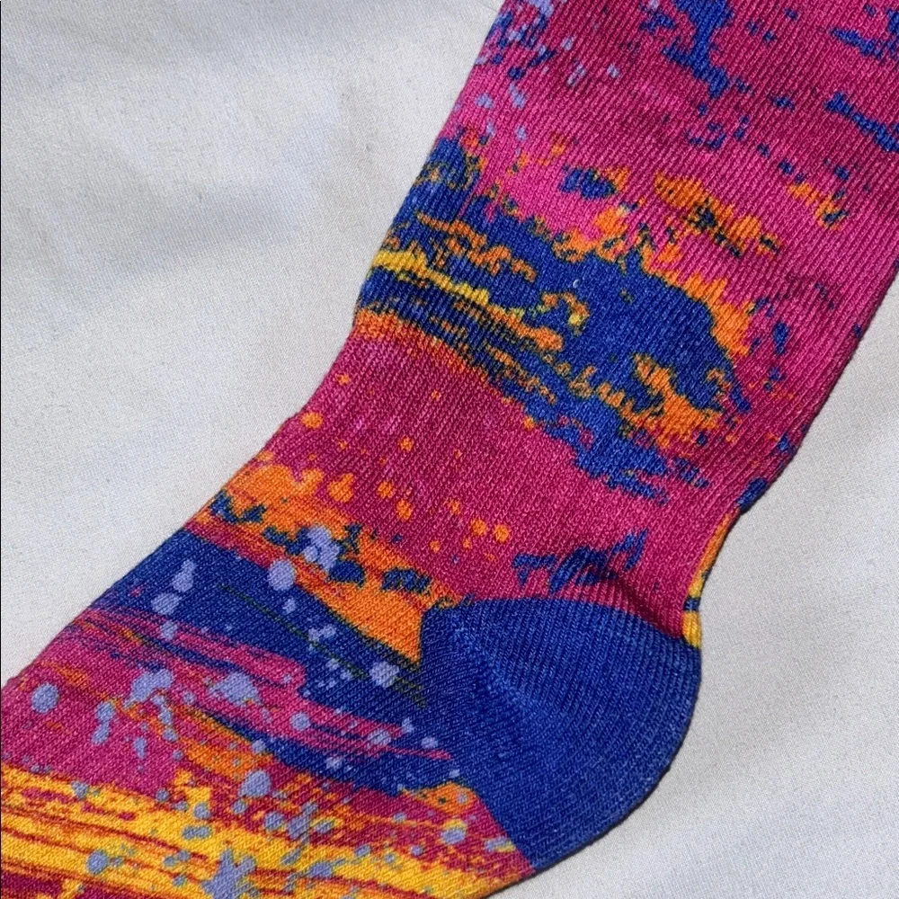 FP Movement Vibrant Splatter Surge Ribbed Knit Crew Length Hike Socks